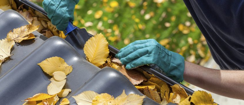 how to clean gutters